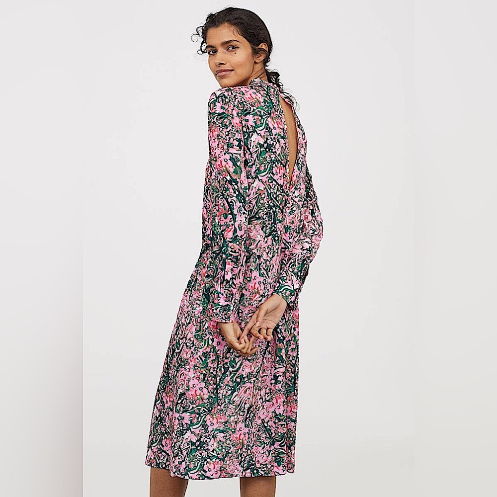 🆕H&M Pink Floral Dress with side slit Size 12
